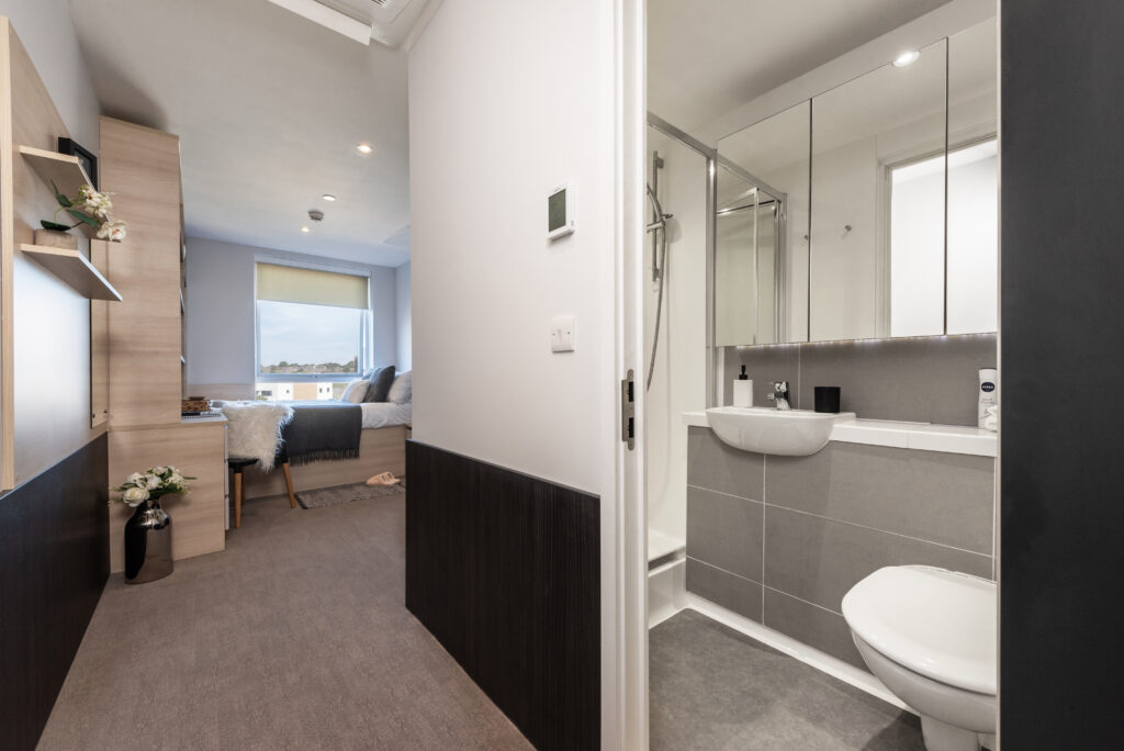 Premium Ensuite 1
